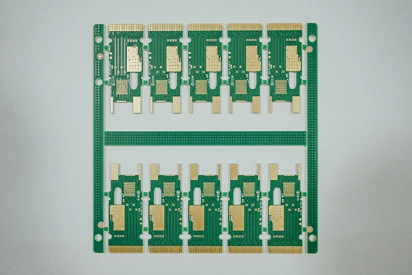Official catalogue image from Feitian Electronics. The pictured board does not establish a combined process limit.